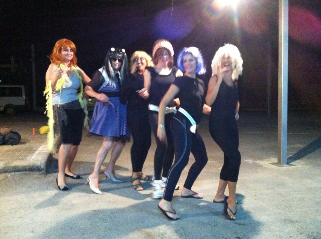 ¡Grease lighting!